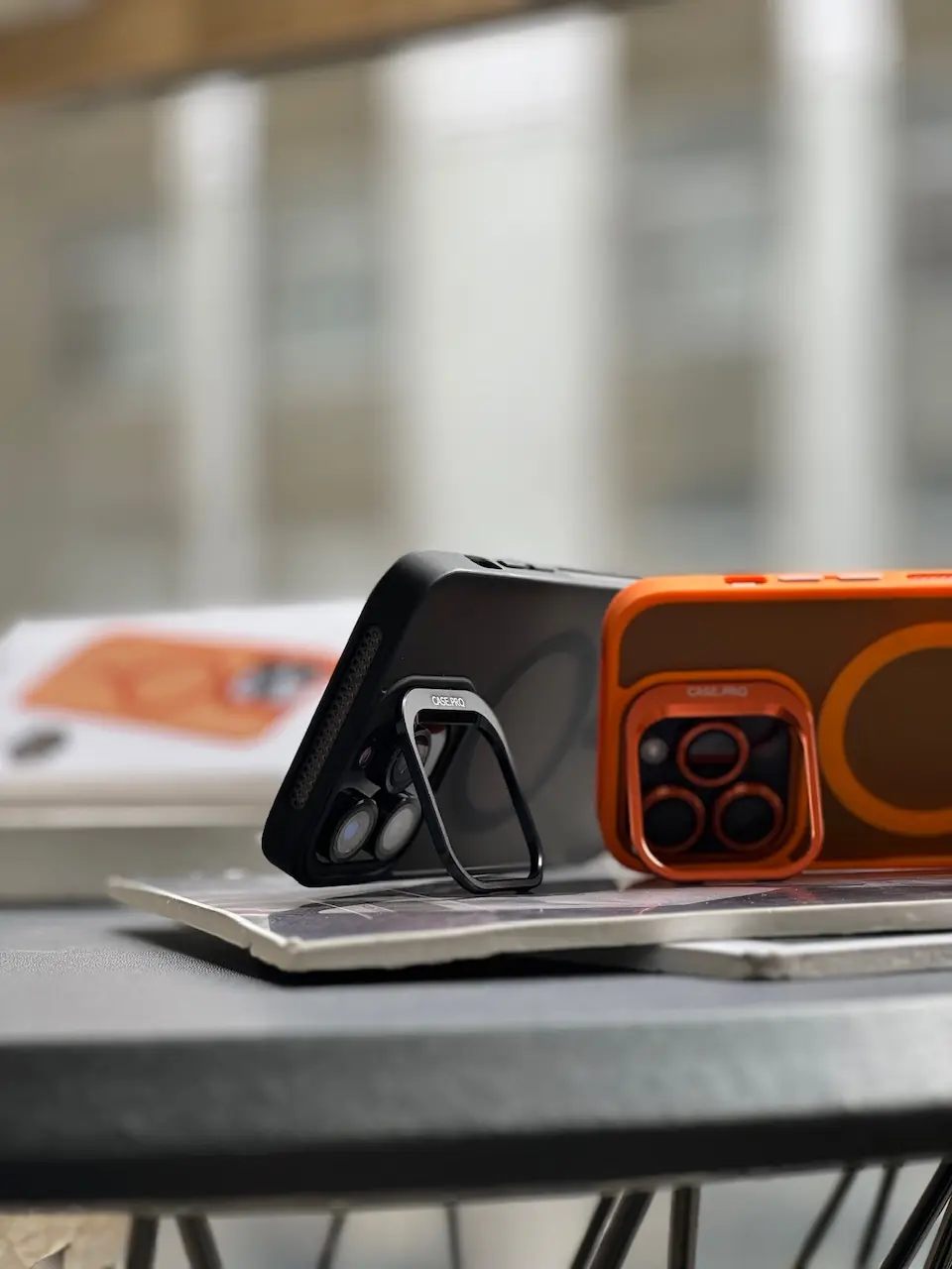 قاب Matte CasePro Lens with MagSafe استند شو با لنز رینگی (کدC1608) - تصویر 14